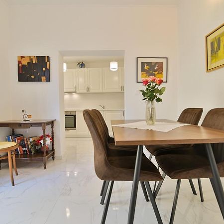 Apartments Art トロギール エクステリア 写真